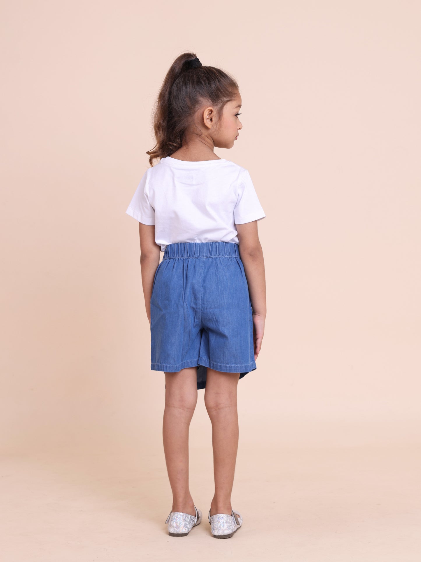 Girls' 2-Piece Summer Outfit: Yellow Floral Embroidered Short Sleeve Top and Denim Skort