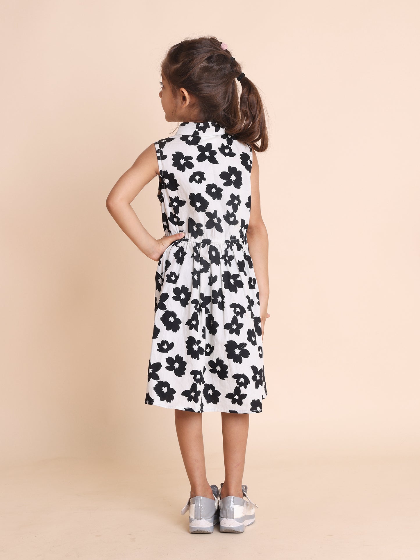 Girls Sleeveless Black & White Floral Fit &Flare Dress With Bow